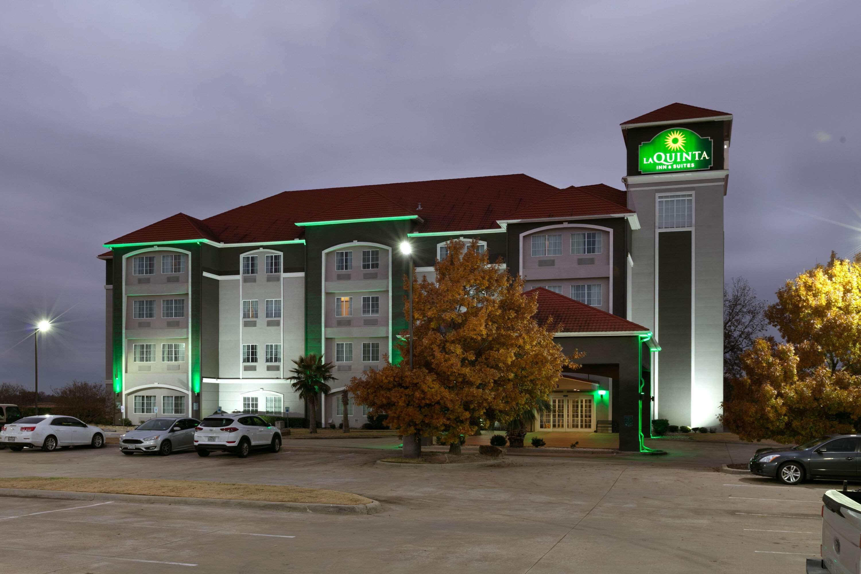 La Quinta By Wyndham Lindale Hotel Buitenkant foto