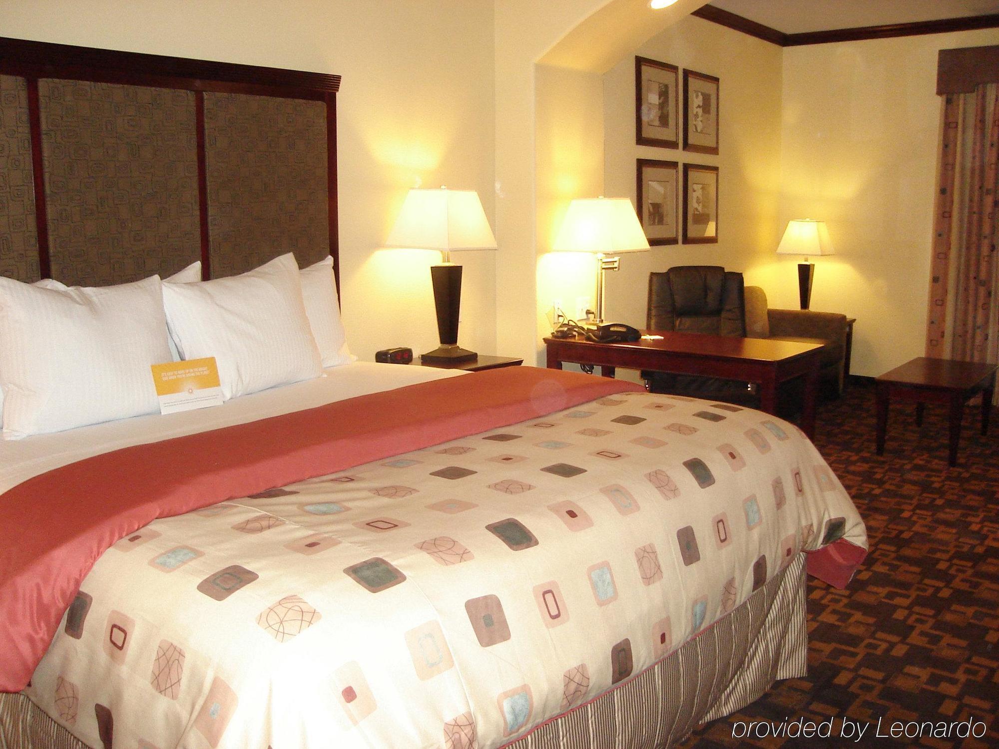 La Quinta By Wyndham Lindale Hotel Buitenkant foto